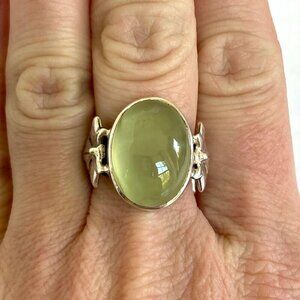 Sterling Silver 925 Oval Bezel Set Green Chalcedony Quartz Leaf Ring Sz 8.5